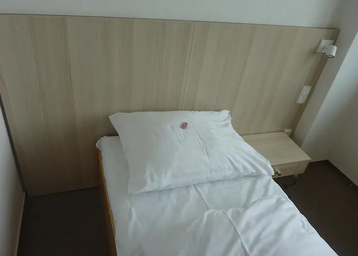 Sportovni Centrum Otel Nymburk